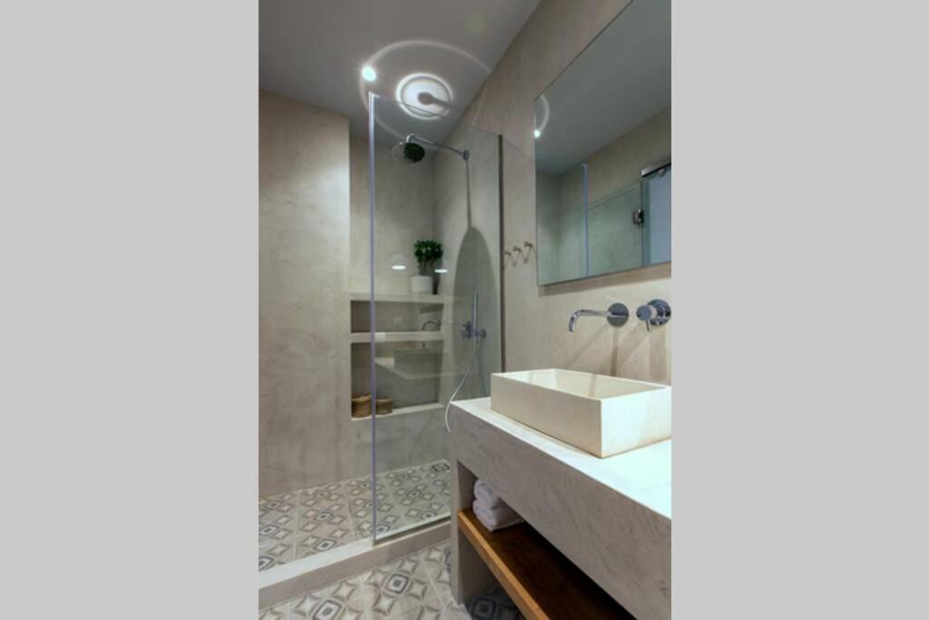 Athens Center Modern Apt In Art Nouveau Building 외부 사진