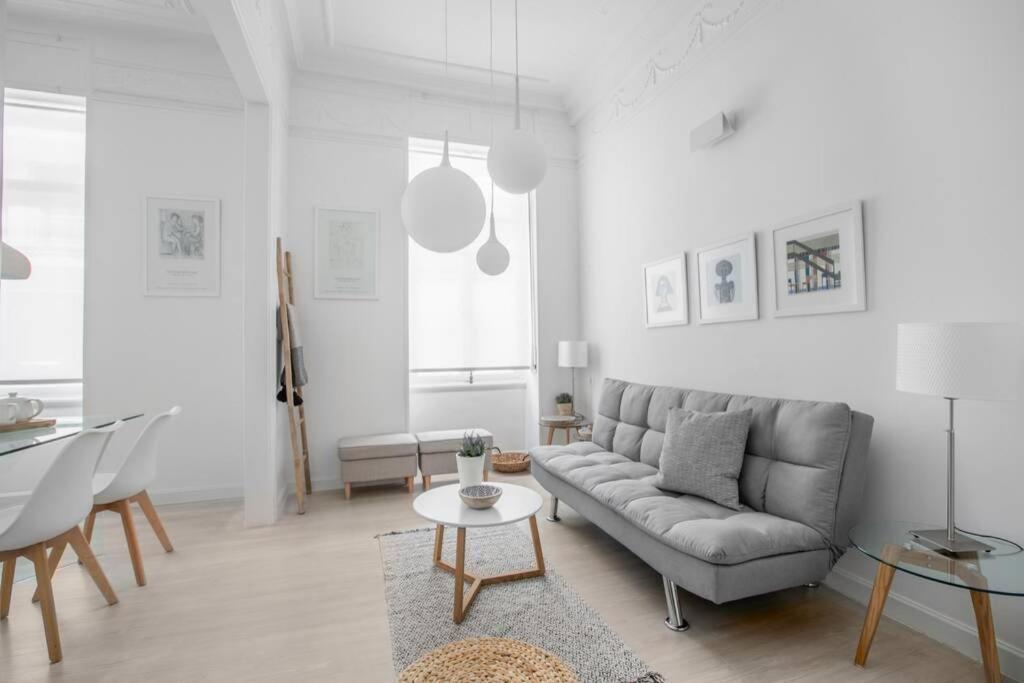 Athens Center Modern Apt In Art Nouveau Building 외부 사진